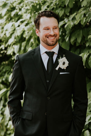 Boutonniere (White focal with custom accents)